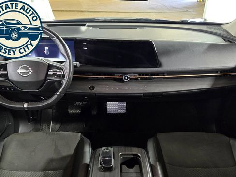 Used 2023 Nissan Ariya FWD image 26