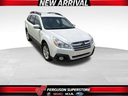 Used 2013 Subaru Outback 2.5i Premium AWD/4WD image 1