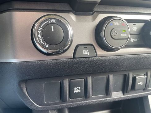 Used 2021 Toyota Tacoma 4x4 Double Cab image 28