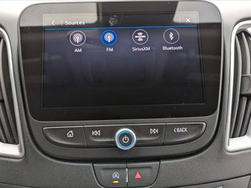 Used 2025 Chevrolet Malibu LT FWD image 29