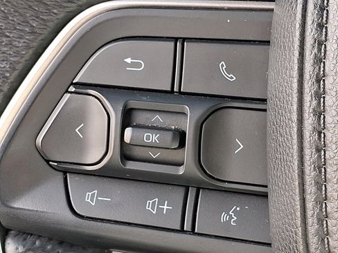 Used 2024 Toyota Tacoma TRD Off-Road image 21