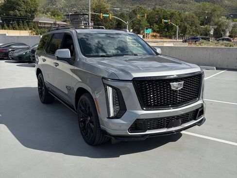 Used 2026 Cadillac Escalade V AWD/4WD image 1