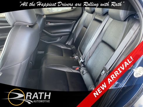 Used 2024 MAZDA MAZDA3 s FWD image 19