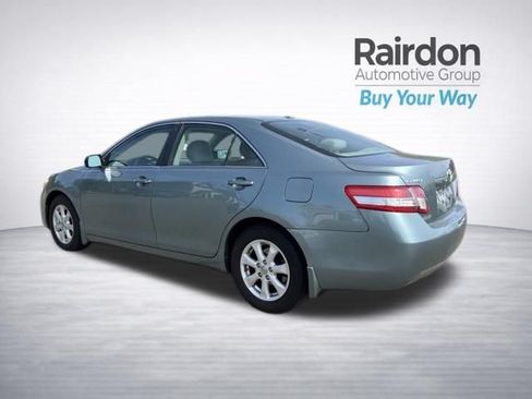 Used 2010 Toyota Camry FWD image 5