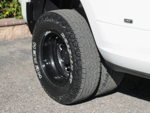 Used 2024 RAM 3500 Laramie w/ Night Edition AWD/4WD image 45