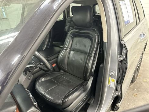 Used 2020 Lincoln Aviator Reserve w/ Equipment Group 201A image 15