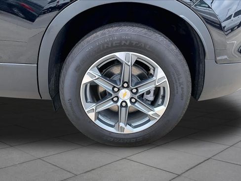 Used 2024 Chevrolet Blazer LT w/ Convenience Package FWD image 11