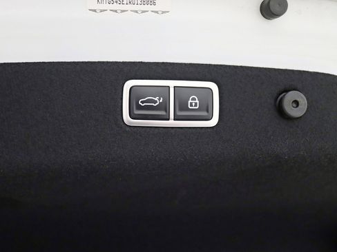 Used 2024 Genesis G70 3.3T Advanced w/ Sport Prestige Package image 40