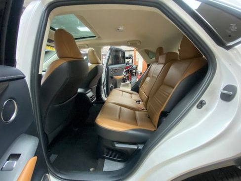 Used 2018 Lexus NX 300 FWD w/ Comfort Package image 14