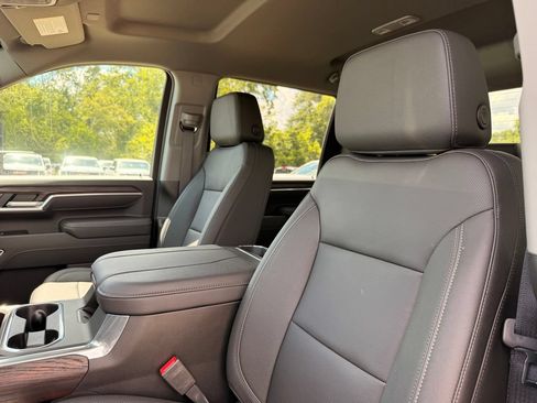 New 2026 GMC Sierra 2500 SLT AWD/4WD image 12