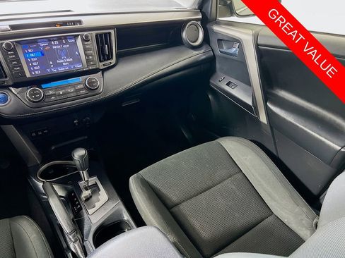 Used 2017 Toyota RAV4 XLE w/ Convenience Package image 22