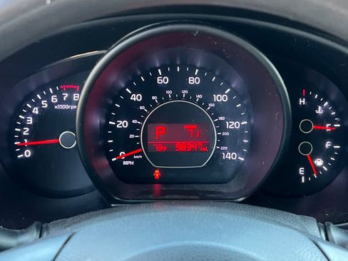 Used 2019 Kia Soul + FWD image 25