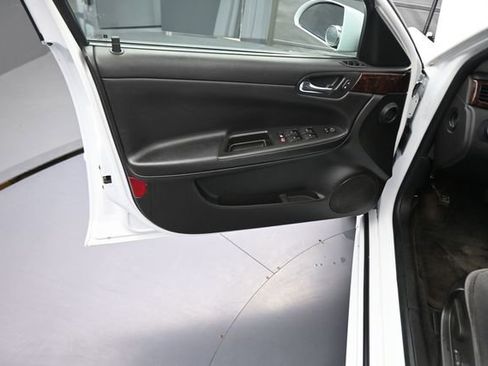 Used 2012 Chevrolet Impala LT image 75