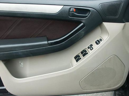 Used 2007 Toyota 4Runner SR5 AWD/4WD image 14