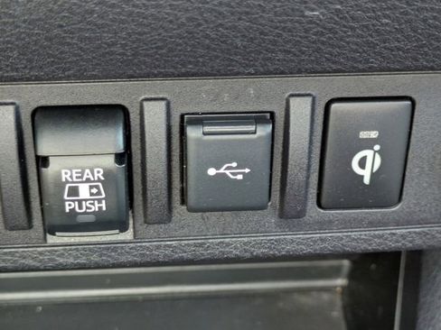 Used 2021 Toyota Tacoma TRD Sport w/ Technology Package RWD image 21