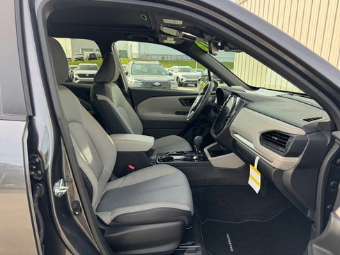 Used 2026 Subaru Forester Premium image 32