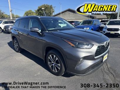 Used 2022 Toyota Highlander XLE