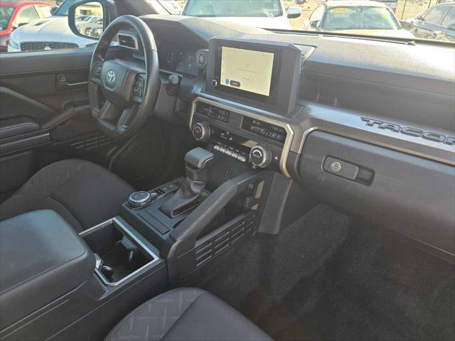 Used 2026 Toyota Tacoma SR5 AWD/4WD image 11