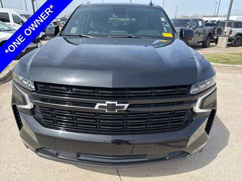 Used 2024 Chevrolet Suburban RST image 2