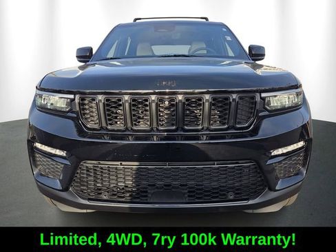 Used 2023 Jeep Grand Cherokee Limited w/ Luxury Tech Group II image 2