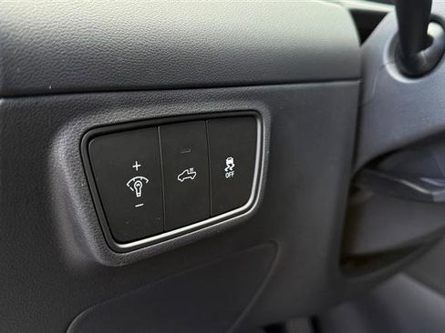 Used 2024 Hyundai Santa Cruz Limited image 11