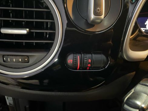 Used 2019 Volkswagen Beetle 2.0T S image 25