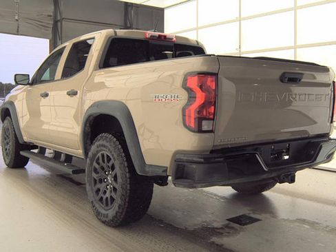 Used 2024 Chevrolet Colorado Trail Boss w/ Advanced Trailering Package AWD/4WD image 5