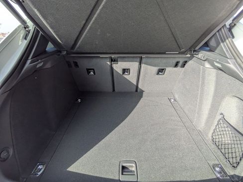 New 2025 Porsche Macan S image 23