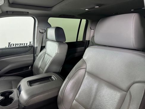 Used 2015 Chevrolet Suburban LT AWD/4WD image 10