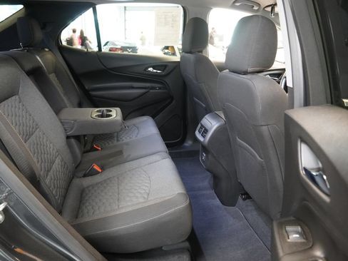 Used 2020 Chevrolet Equinox LT FWD image 33