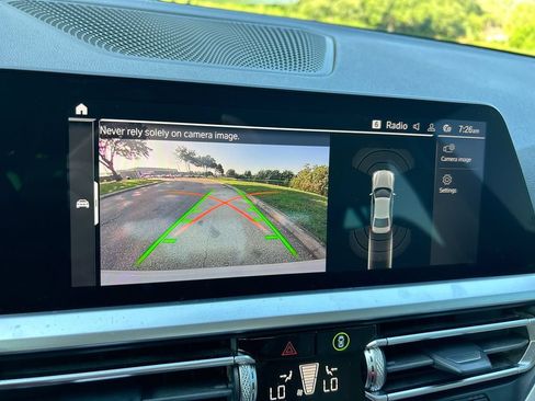 Used 2019 BMW 330i xDrive Sedan AWD/4WD image 17
