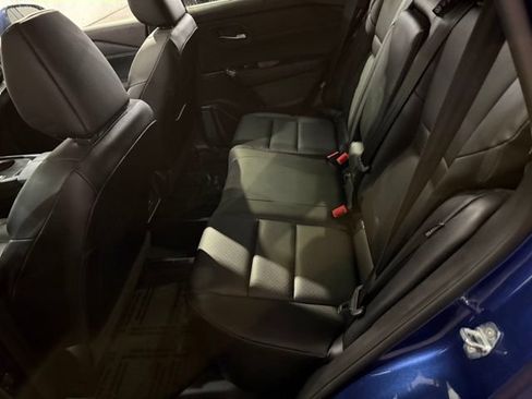 Used 2023 Nissan Rogue SV w/ SV Premium B Package FWD image 32