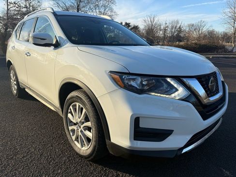 Used 2020 Nissan Rogue SV image 7