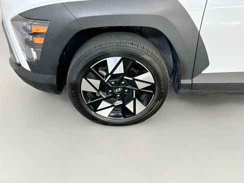 Used 2025 Hyundai Kona SEL AWD/4WD image 11