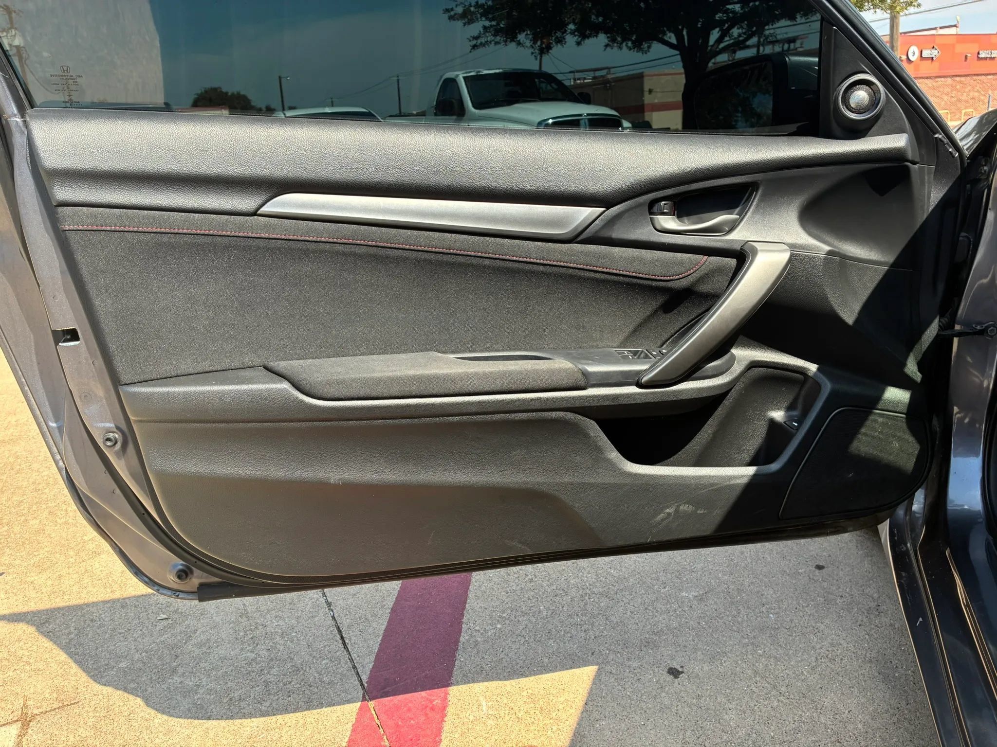 Used 2018 Honda Civic Si image 9