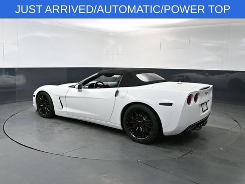 Used 2005 Chevrolet Corvette Convertible w/ Preferred Equipment Group RWD image 3