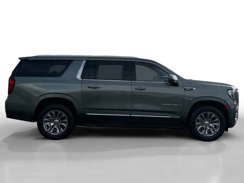 Used 2024 GMC Yukon XL Denali image 6