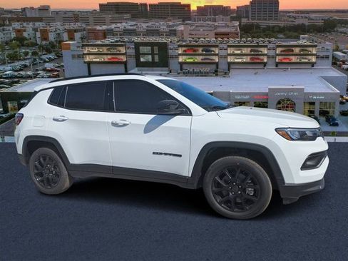New 2026 Jeep Compass Latitude AWD/4WD image 1