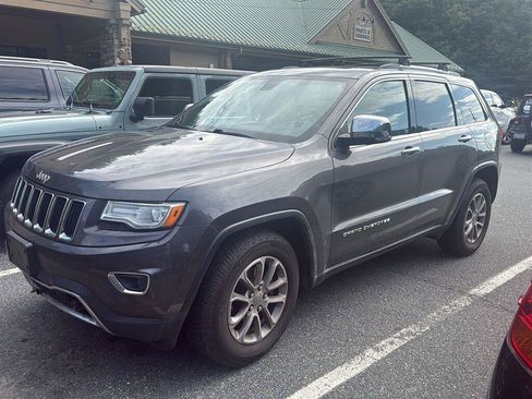 Used 2015 Jeep Grand Cherokee Limited w/ Luxury Group II AWD/4WD image 3