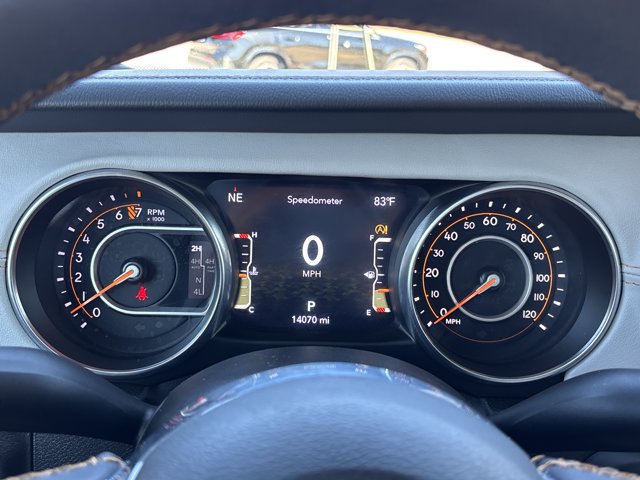 Used 2023 Jeep Gladiator Overland AWD/4WD image 24
