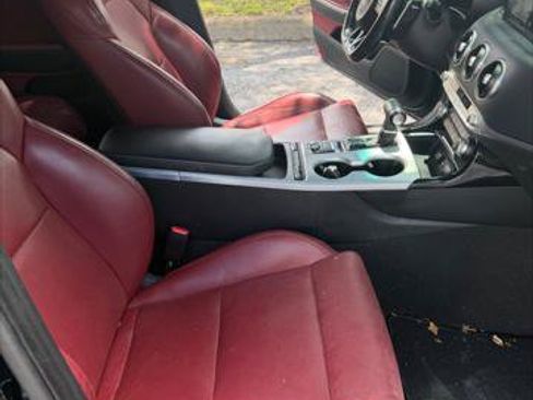 Used 2018 Kia Stinger GT1 RWD image 13