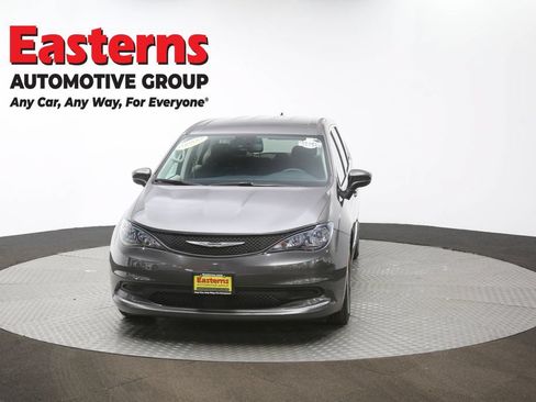 Used 2023 Chrysler Voyager LX FWD image 52