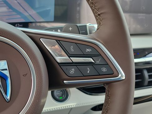 New 2026 Buick Enclave Avenir w/ Super Cruise Package FWD image 28