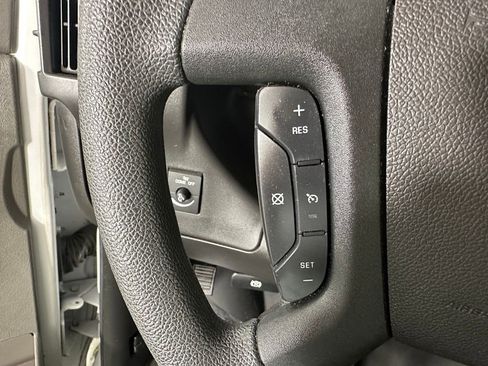 Used 2018 Chevrolet Express 3500 LT w/ LT Preferred Equipment Group RWD image 16
