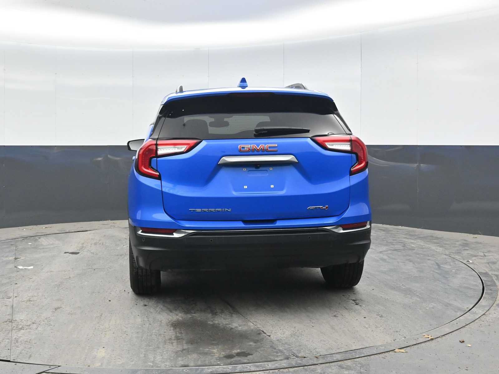 Used 2024 GMC Terrain AT4 w/ Infotainment Package II AWD/4WD image 11