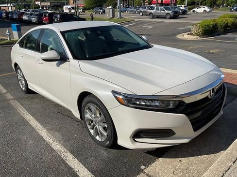 Used 2020 Honda Accord LX image 3