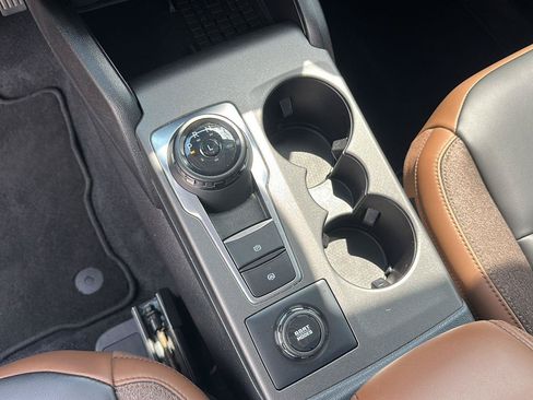 Certified 2025 Ford Bronco Sport Outer Banks w/ Outer Banks Tech Package+ AWD/4WD image 20