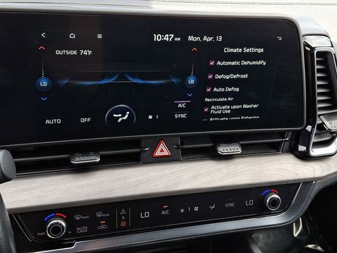 Certified 2023 Kia Sportage X-Line w/ X-Line Premium Package image 15