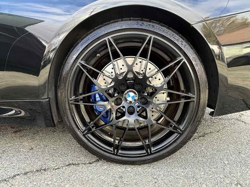 Used 2018 BMW M4 Convertible w/ Competition Package image 26
