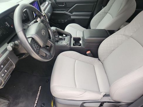 Used 2026 Toyota Tacoma SR5 RWD image 7